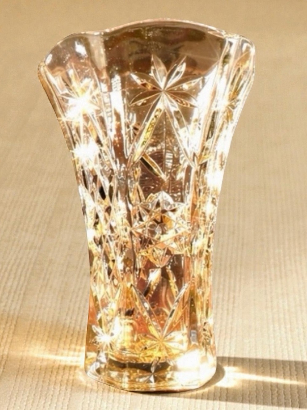 Vintage Crystal Vase w/ Flower Engravings. Clear Crystal. 9.5”/ 6” / 3” - Picture 3 of 7